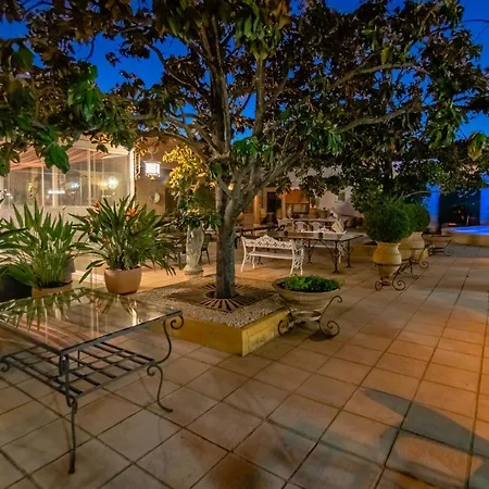 Hotel Arruzafa 2*